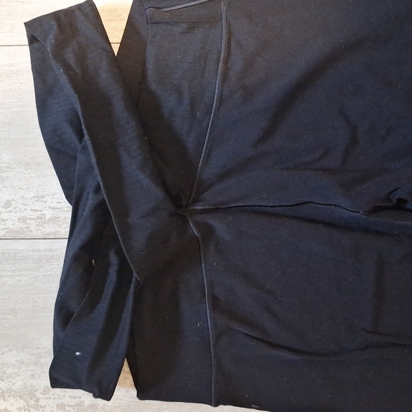 Offline  by aerie 7/8legging cross  waistband size medium - Picture 3 of 4